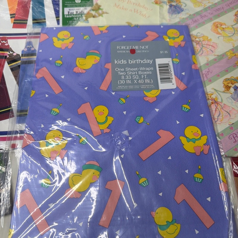 Lot Of Vintage Wrapping Paper Sheets Multiple Occasions 70s 80s Mickey/Clowns - Picture 4 of 13